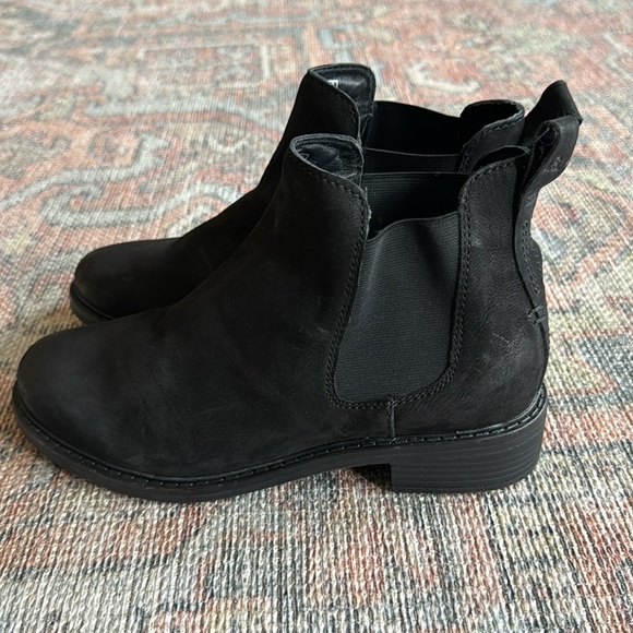 Josef Seibel Chelsea Boots in Black - Picture 5 of 7